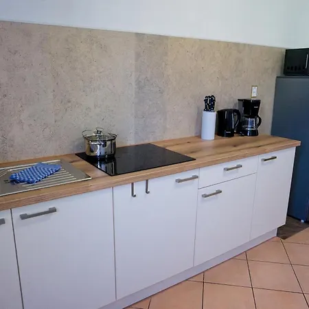 Apartment Moderne 3 *